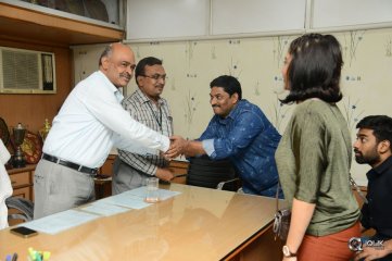 London Babulu Movie Team at KBN College Vijayawada